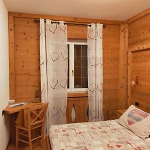 Camera con letto king size